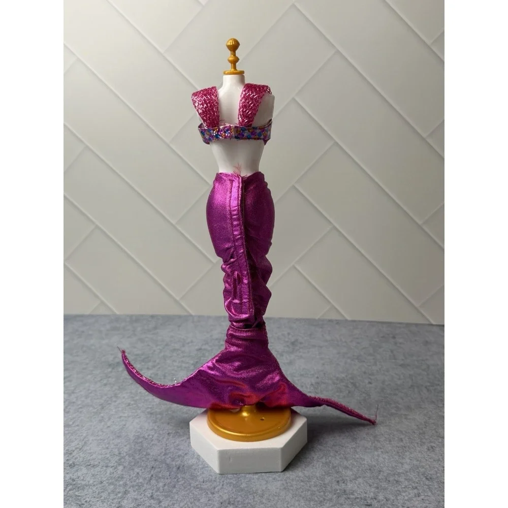 Vintage Barbie Jewel Hair Mermaid Teresa Magenta Mermaid Outfit Tail skirt & Top